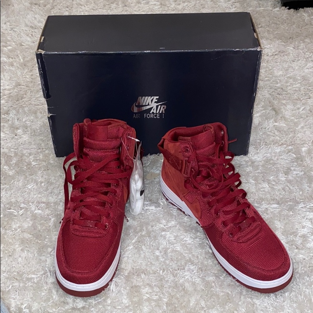 New Air Force 1 High premium